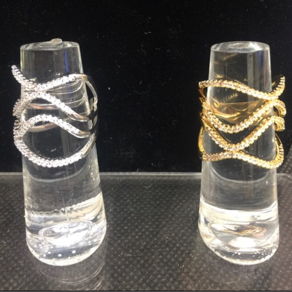 Cubic Zirconia Rhodium or Gold Wave Ring Size 7 NWT-Boutique